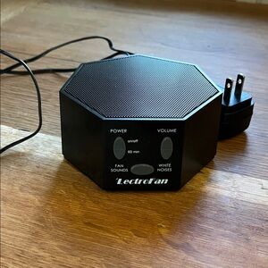 LectroFan Black Sound Machine